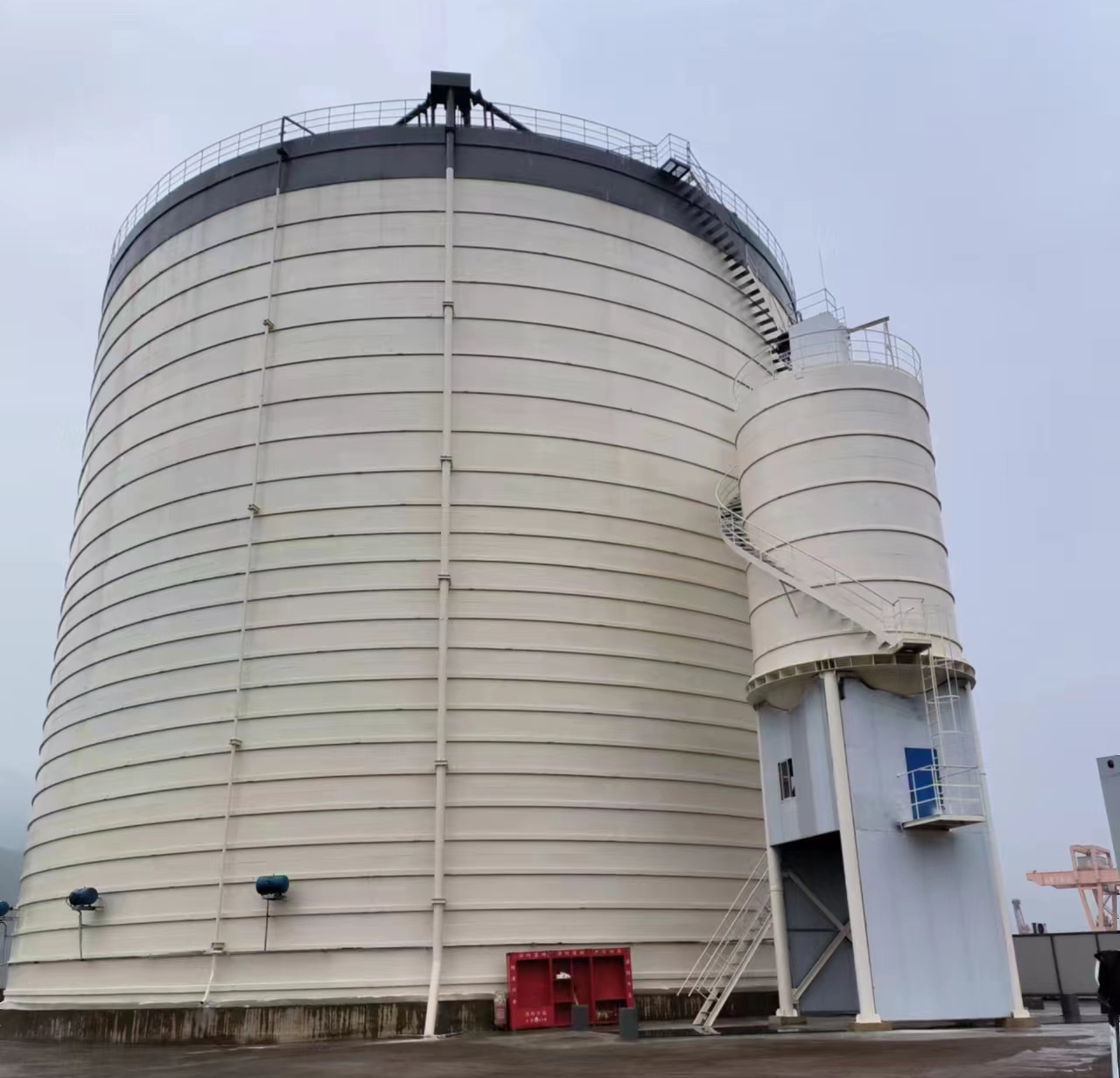 田阳10万吨水泥钢板库